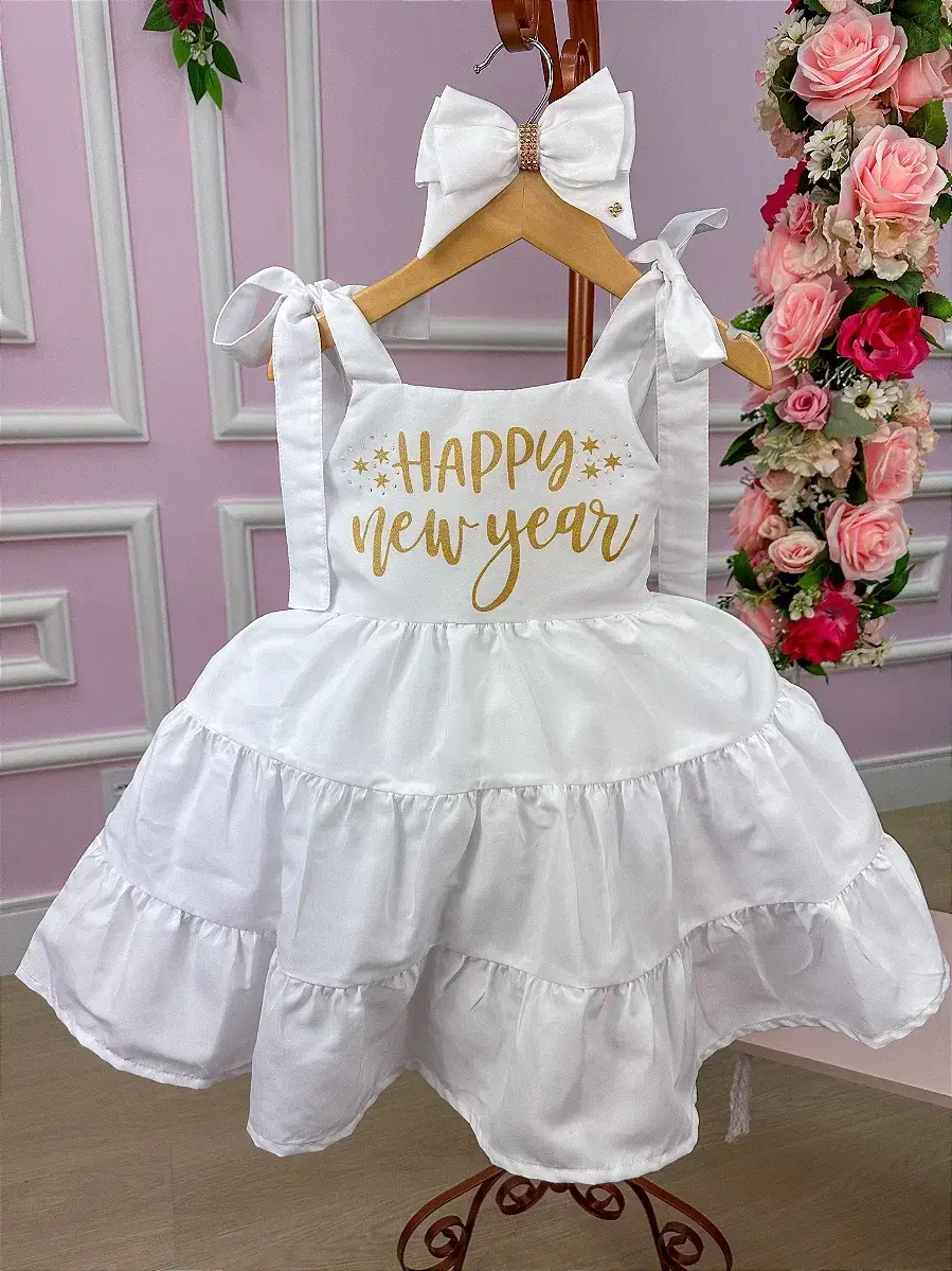Vestido branco feliz ano