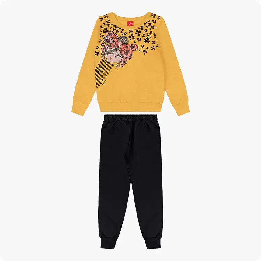 Conjunto blusão e calça em moletom